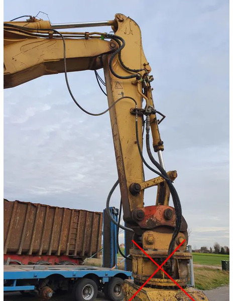 Wheel excavator Komatsu PW180-7K: picture 11