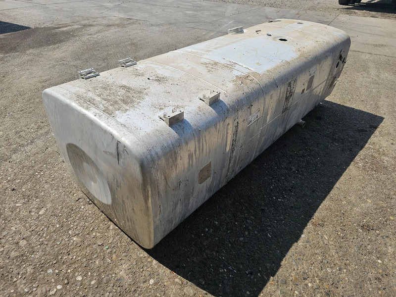 Fuel tank for Truck MAN Brandstoftank 595 Liter - L197 B70 H58 - Onderdeel nr. 81.122015733: picture 7