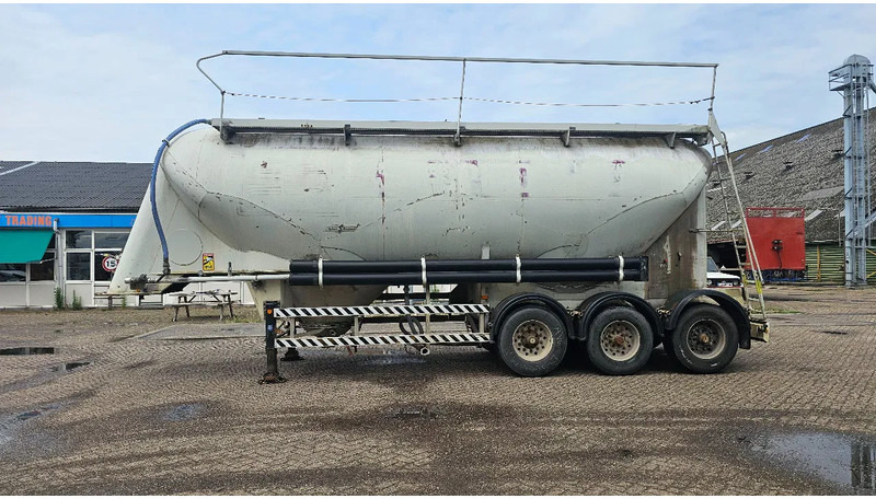 SPITZER Eurovrac Silo 43m3 - Tank semi-trailer: picture 4 SPITZER Eurovrac Silo 43m3 - Tank semi-trailer: picture 4