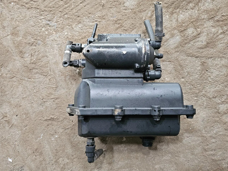 Mercedes-Benz Adblue pomp A0001400478 - Spare parts for Truck: picture 2 Mercedes-Benz Adblue pomp A0001400478 - Spare parts for Truck: picture 2