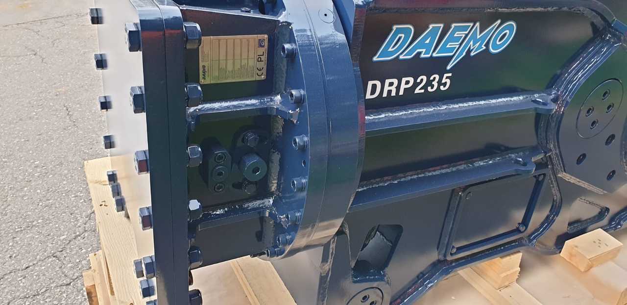 Daemo DRP 235 - Pulverizer - Attachment for Excavator: picture 4 Daemo DRP 235 - Pulverizer - Attachment for Excavator: picture 4