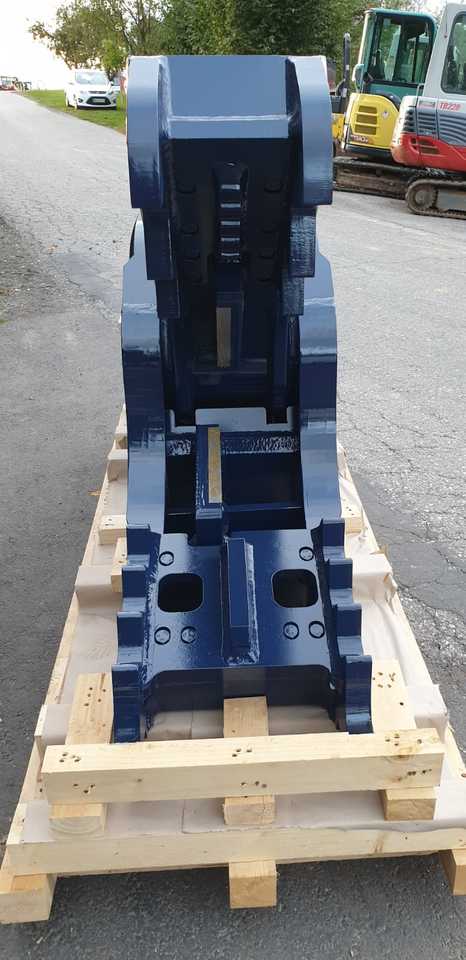 Daemo DRP 235 - Pulverizer - Attachment for Excavator: picture 2 Daemo DRP 235 - Pulverizer - Attachment for Excavator: picture 2