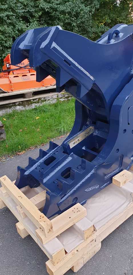 Daemo DRP 235 - Pulverizer - Attachment for Excavator: picture 3 Daemo DRP 235 - Pulverizer - Attachment for Excavator: picture 3