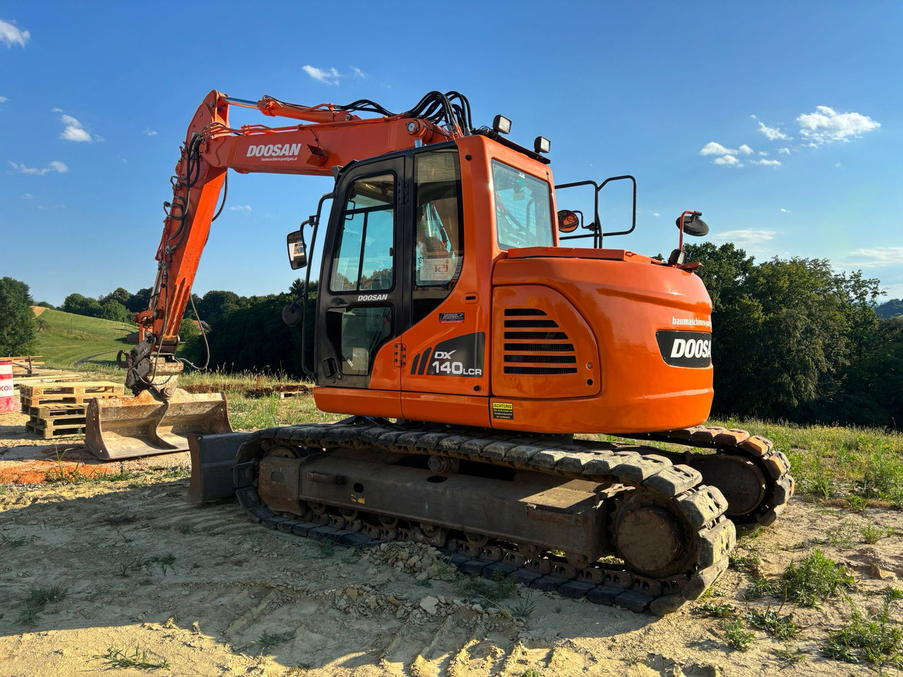 DOOSAN DX 140 LCR-3 - Crawler excavator: picture 5 DOOSAN DX 140 LCR-3 - Crawler excavator: picture 5
