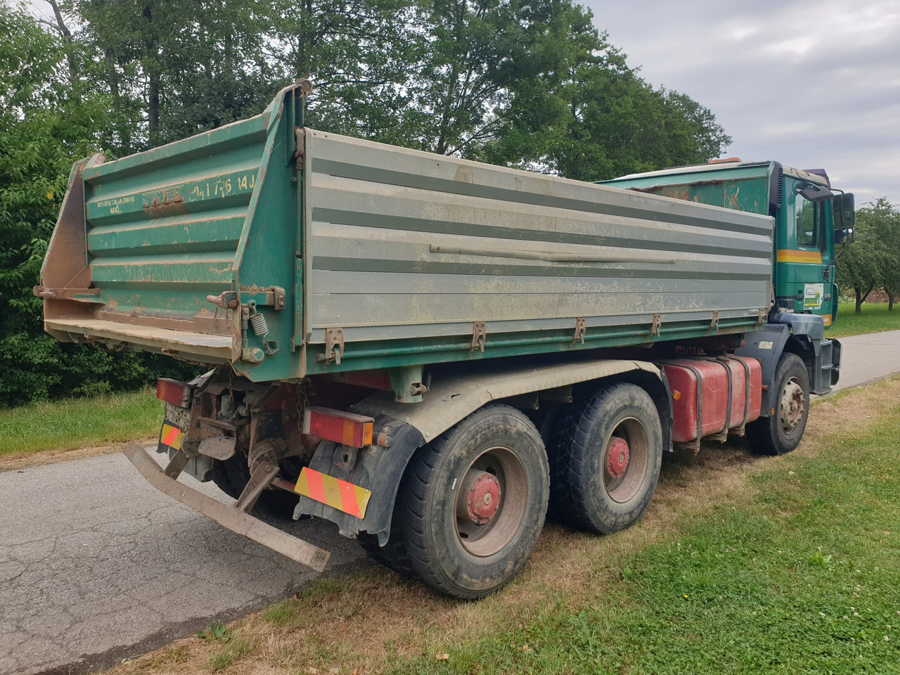 Tipper MAN 33.403 DFK: picture 8