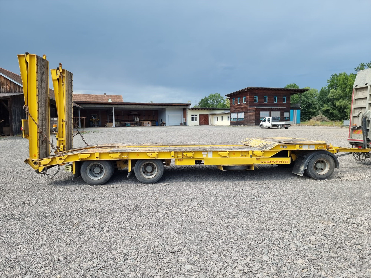 SCHWARZMÜLLER TÜ 30/100 - Low loader trailer: picture 2 SCHWARZMÜLLER TÜ 30/100 - Low loader trailer: picture 2
