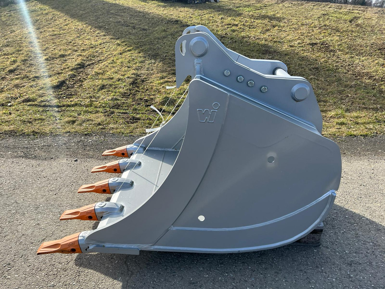 Winkelbauer 130 cm backhoe bucket with OQ 70/55 - Excavator bucket for Crawler excavator: picture 3 Winkelbauer 130 cm backhoe bucket with OQ 70/55 - Excavator bucket for Crawler excavator: picture 3