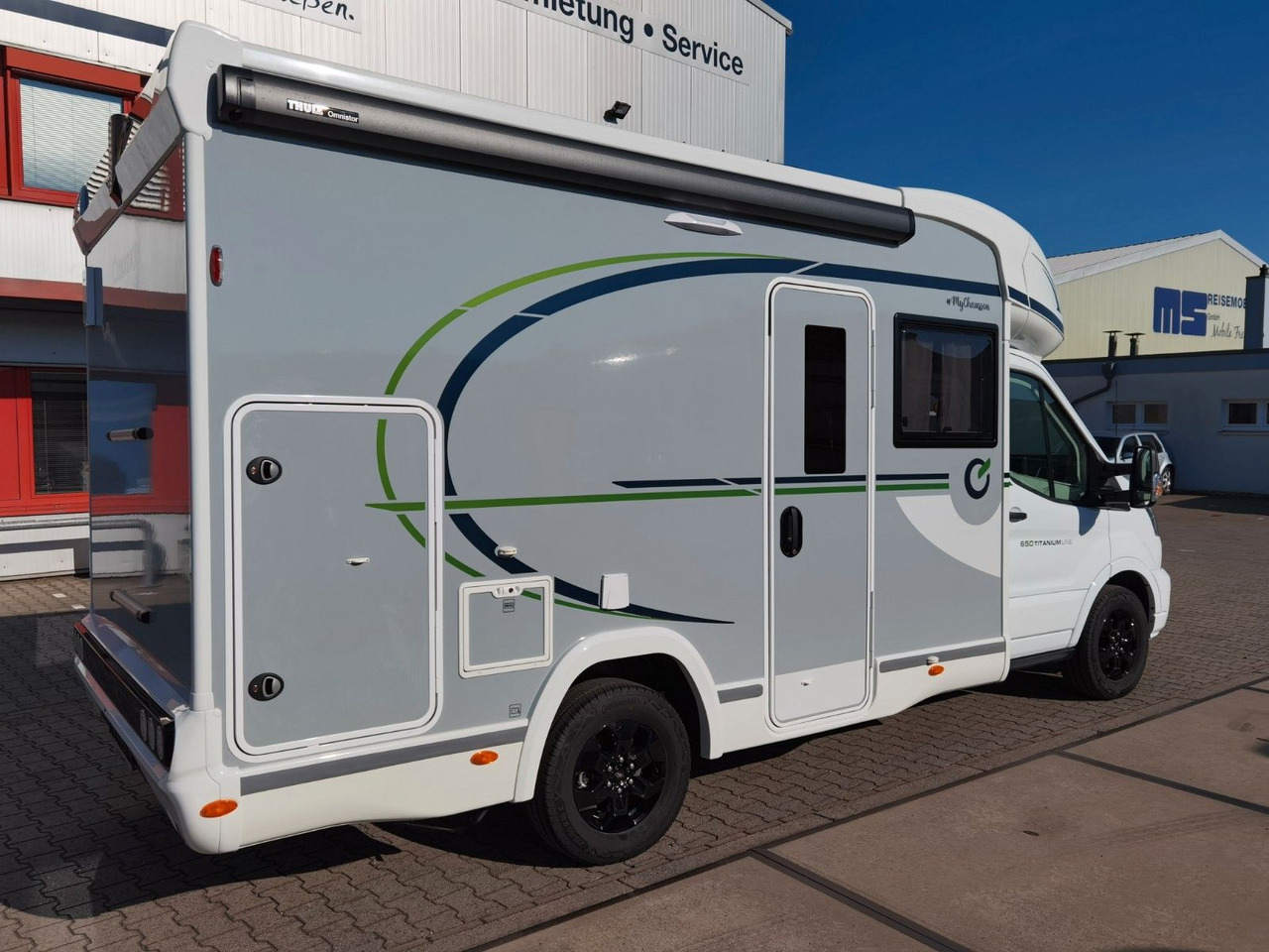 Chausson 650 TITANIUM / - 2026 - / 165PS - 8G. / HUBBETT - Semi-integrated motorhome: picture 4 Chausson 650 TITANIUM / - 2026 - / 165PS - 8G. / HUBBETT - Semi-integrated motorhome: picture 4