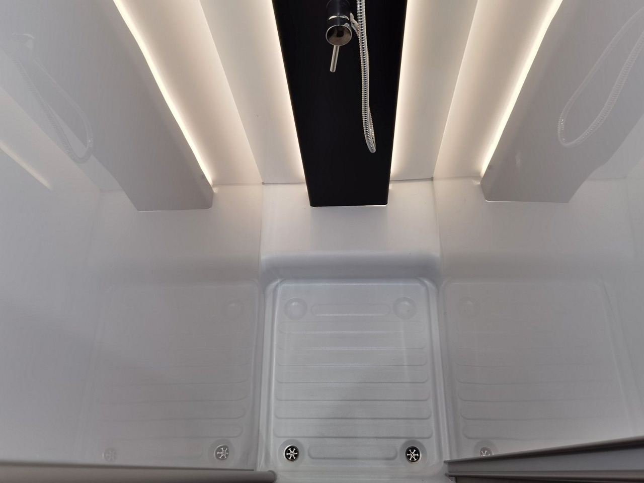 Chausson 650 TITANIUM / MODELL 2026 / 165PS-8G. / HUBBETT on lease Chausson 650 TITANIUM / MODELL 2026 / 165PS-8G. / HUBBETT: picture 24