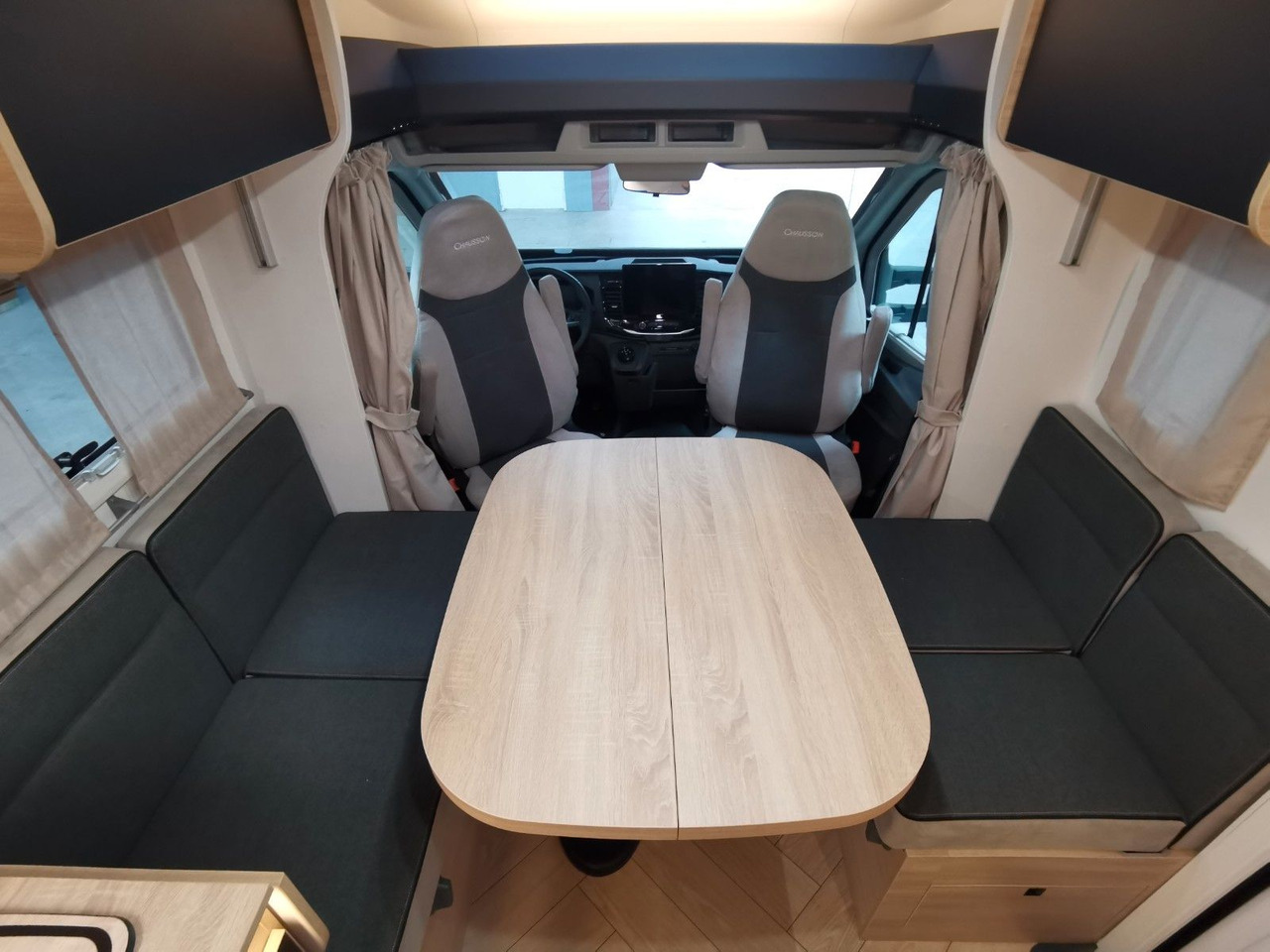Semi-integrated motorhome Chausson 797 TITANIUM / - 2026 - / EINZELBETTEN & HUBBETT: picture 15