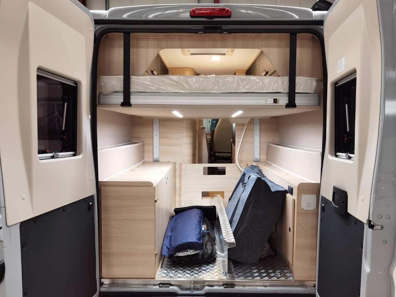 Camper van Chausson V690 SPORT LINE / -2026- / XXL-HUBBETT E-BIKE GA: picture 11