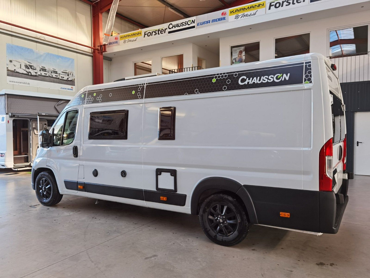 Chausson V697 FIRST LINE / - 2025- / 140PS / EINZELBETTEN - Camper van: picture 5 Chausson V697 FIRST LINE / - 2025- / 140PS / EINZELBETTEN - Camper van: picture 5