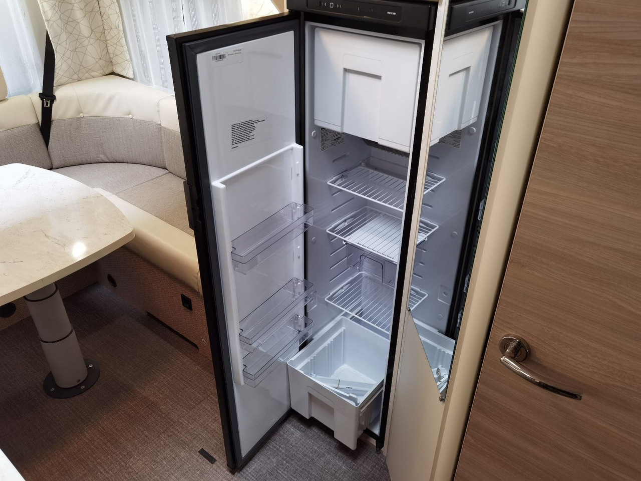 Alcove motorhome Eura Mobil ACTIVA ONE 650 HS /-2025-/ HECKSITZ&EINZELBETTEN: picture 20
