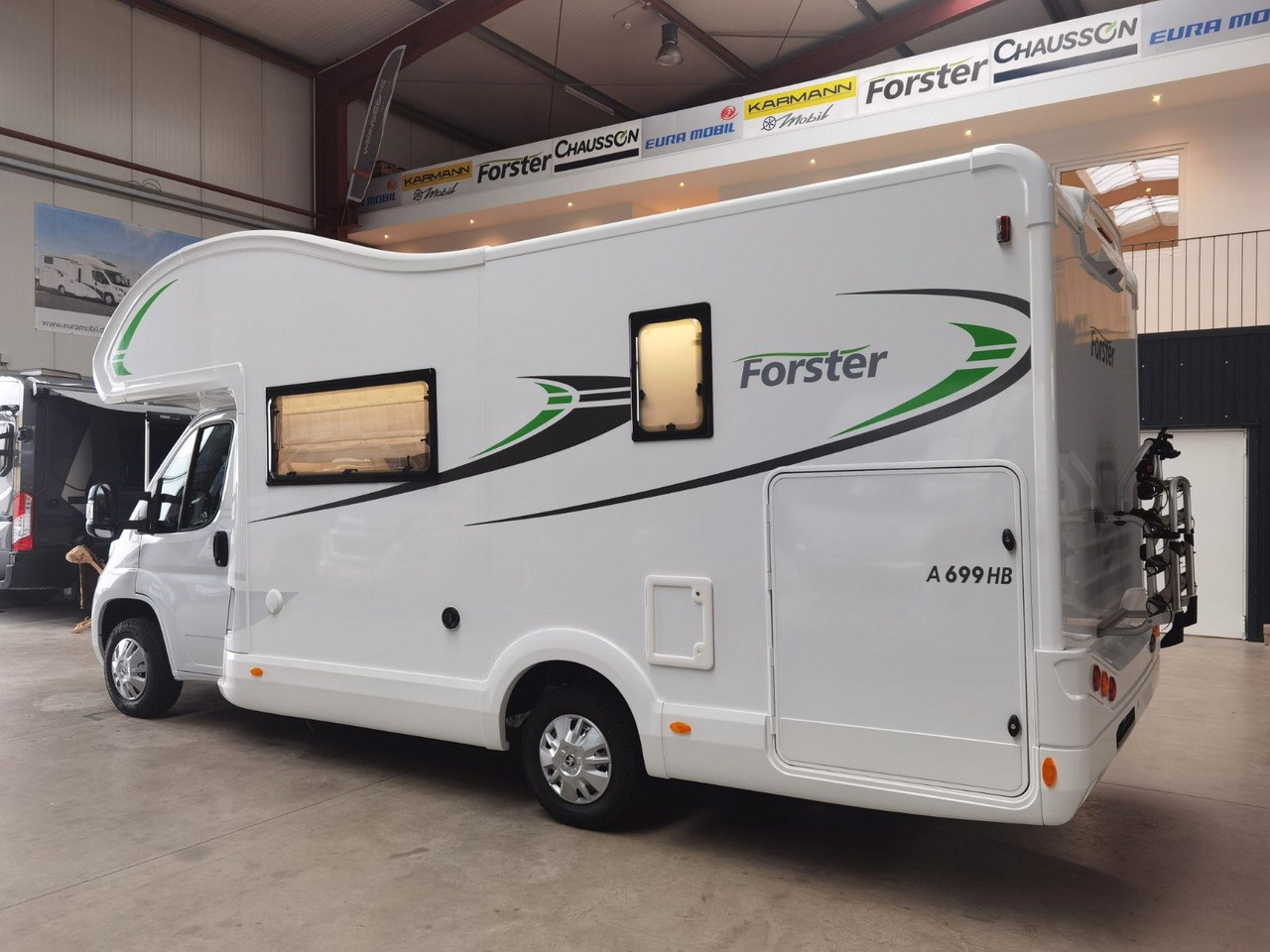 Forster A 699 HB /140PS / ZUBEHÖR - PAKET / 6x SITZP. - Alcove motorhome: picture 5 Forster A 699 HB /140PS / ZUBEHÖR - PAKET / 6x SITZP. - Alcove motorhome: picture 5