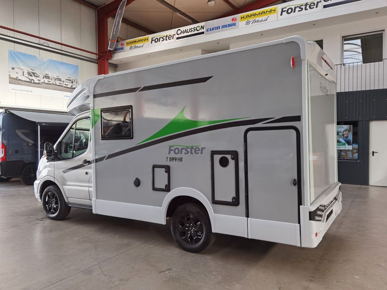 Forster T 599 HBN COUPÈ /-MODELL 2026- / 165PS-AUTOMATIK - Semi-integrated motorhome: picture 5 Forster T 599 HBN COUPÈ /-MODELL 2026- / 165PS-AUTOMATIK - Semi-integrated motorhome: picture 5