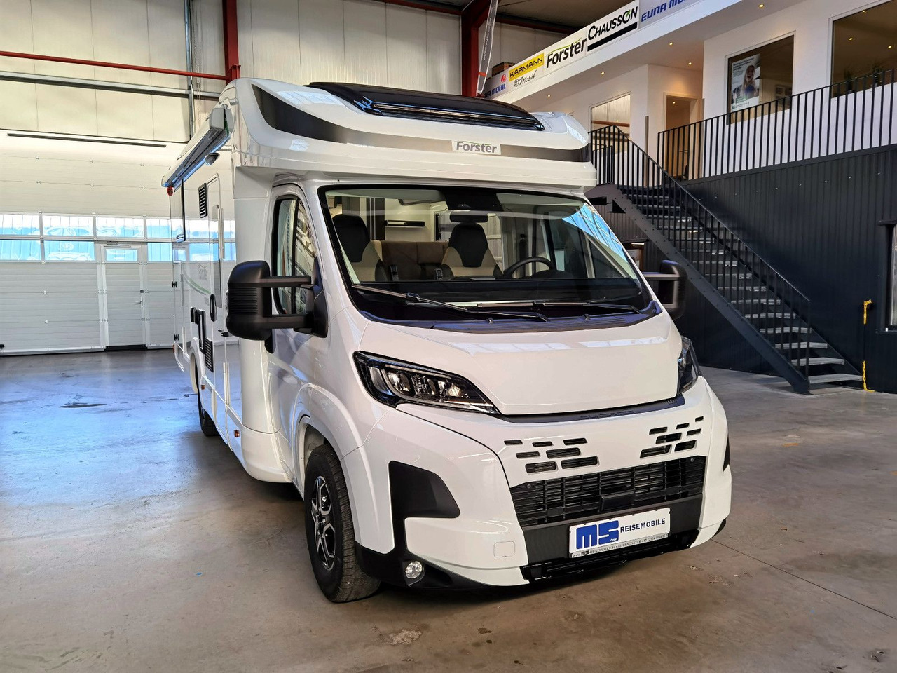 New Semi-integrated motorhome Forster T 745 EB /-MODELL 2025- / EINZELBETTEN & RAUMBAD: picture 8
