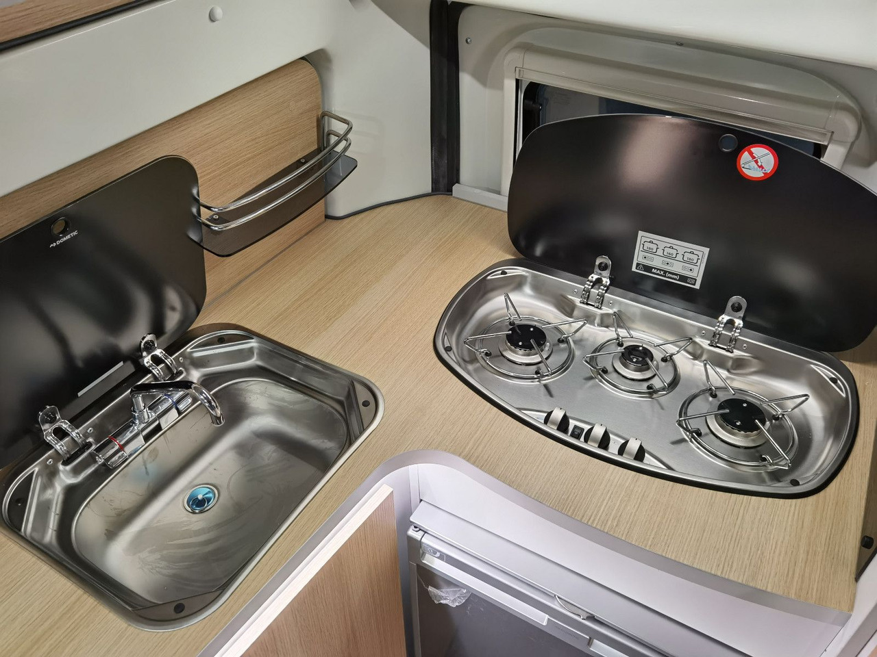 Camper van Karmann DEXTER 550 / 140PS / CONCEPT - PAKET & HUBBETT: picture 18