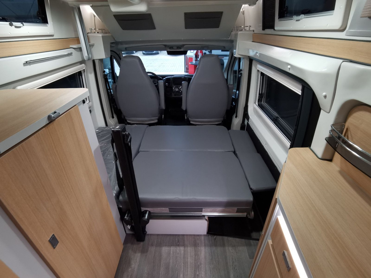 Camper van Karmann DEXTER 550 / 140PS / CONCEPT - PAKET & HUBBETT: picture 27