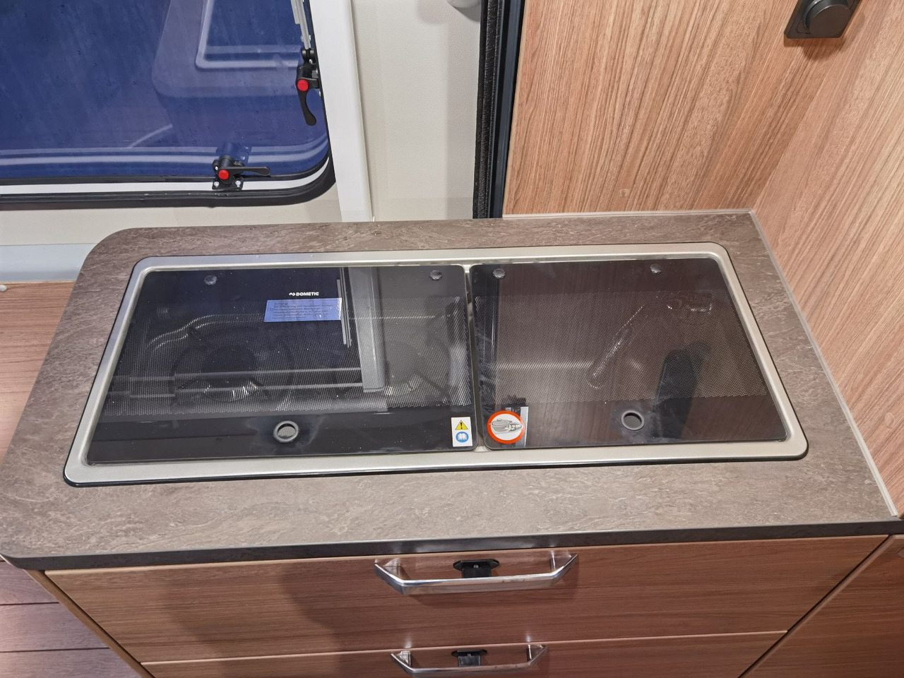New Camper van Weinsberg CARABUS 600 MQ /140PS / CARE-DRIVE-PAKET ADVANCE: picture 13