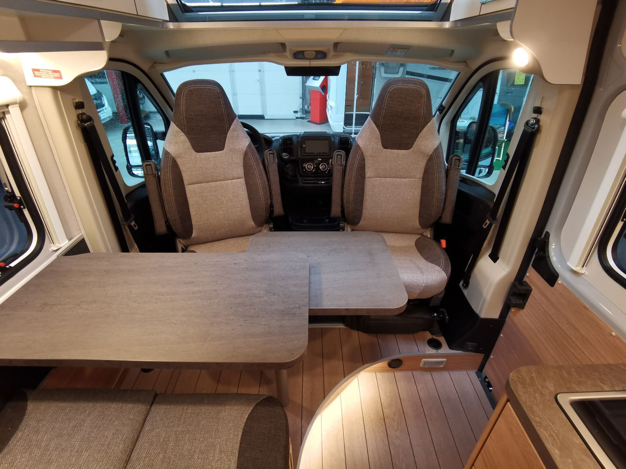 New Camper van Weinsberg CARABUS 600 MQ /140PS / CARE-DRIVE-PAKET ADVANCE: picture 11