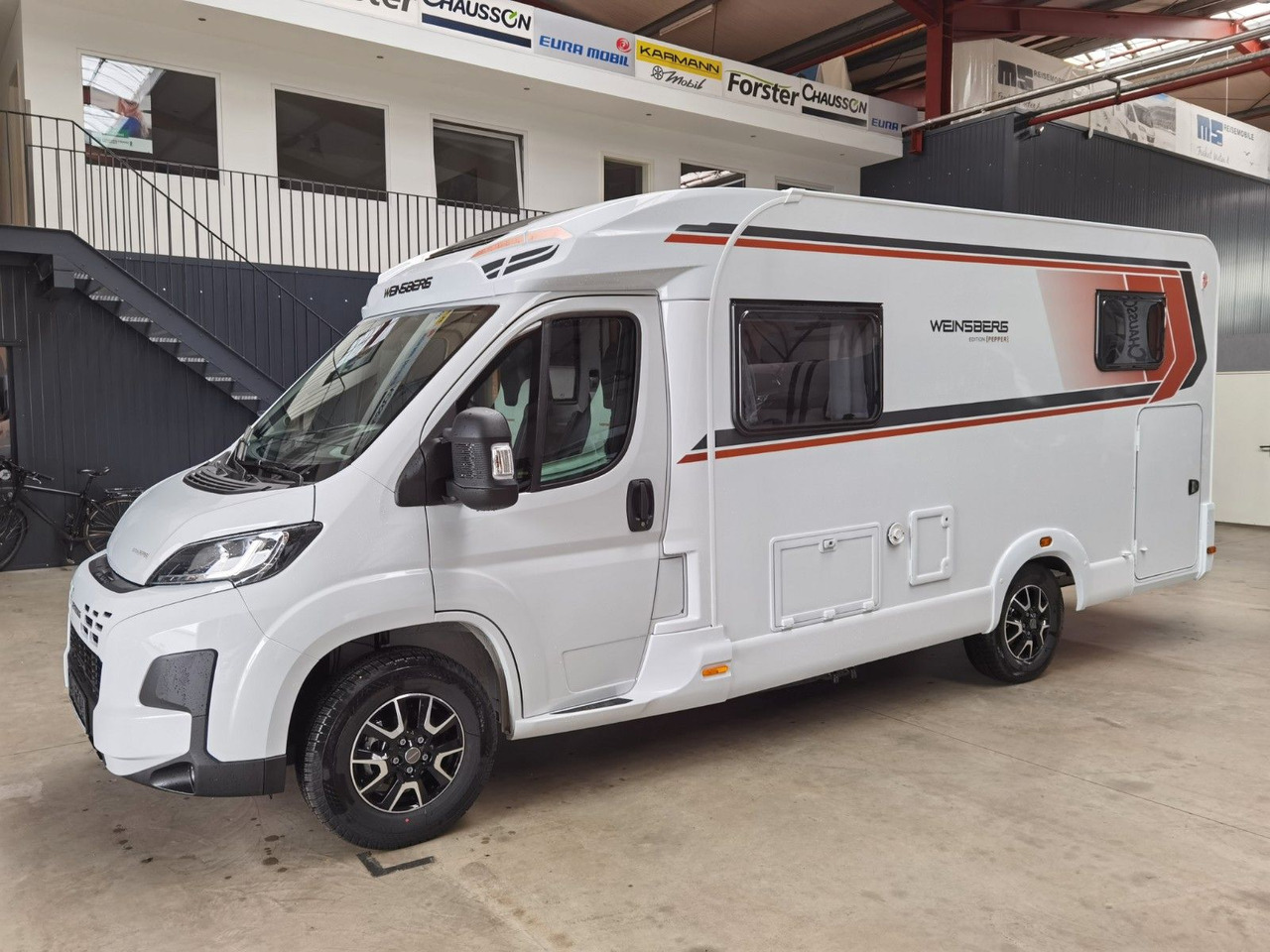 Semi-integrated motorhome Weinsberg CARACOMPACT 600 MEG PEPPER / MODELL 2026: picture 6 Semi-integrated motorhome Weinsberg CARACOMPACT 600 MEG PEPPER / MODELL 2026: picture 6