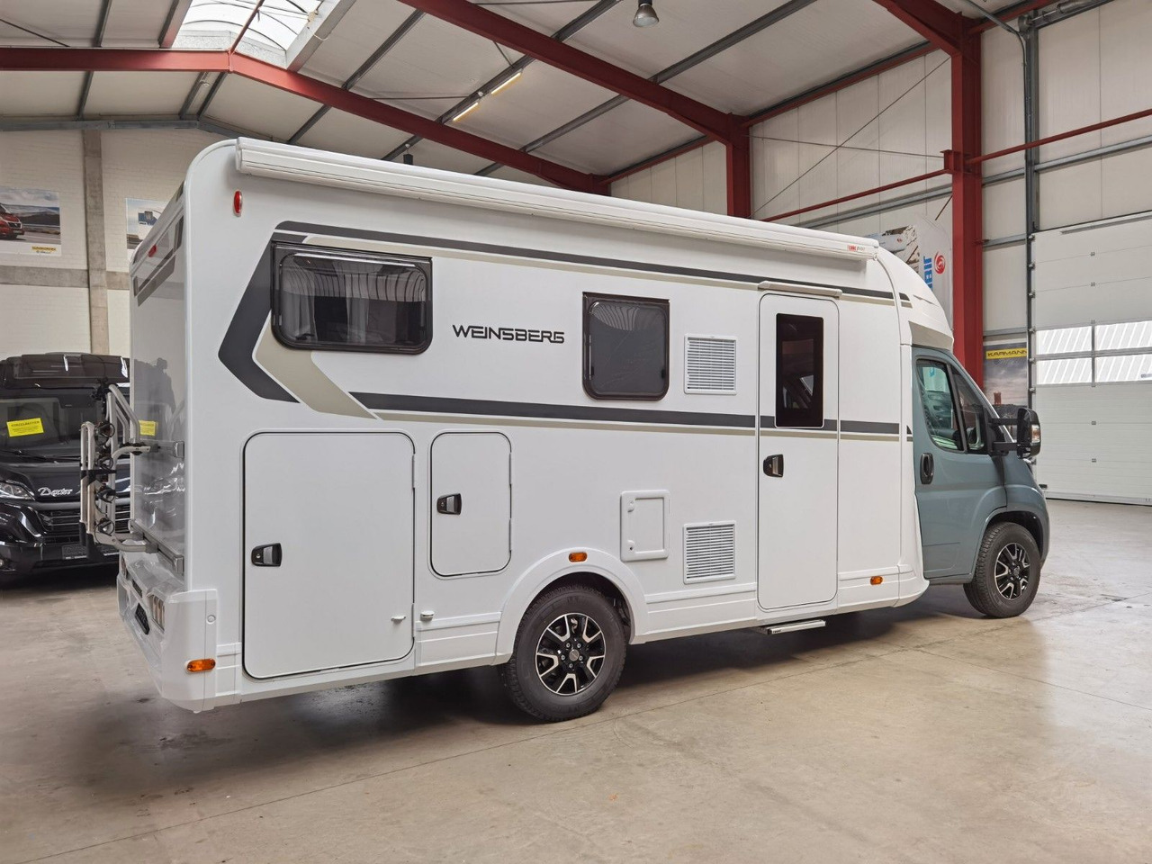 Weinsberg CARASUITE 650 MG / 140PS / HECKBETT & HUBBETT - Semi-integrated motorhome: picture 4 Weinsberg CARASUITE 650 MG / 140PS / HECKBETT & HUBBETT - Semi-integrated motorhome: picture 4