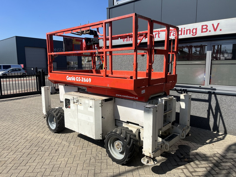 Genie GS 2669 RT Hoogwerker / arbeitsbuhne - Scissor lift: picture 5 Genie GS 2669 RT Hoogwerker / arbeitsbuhne - Scissor lift: picture 5