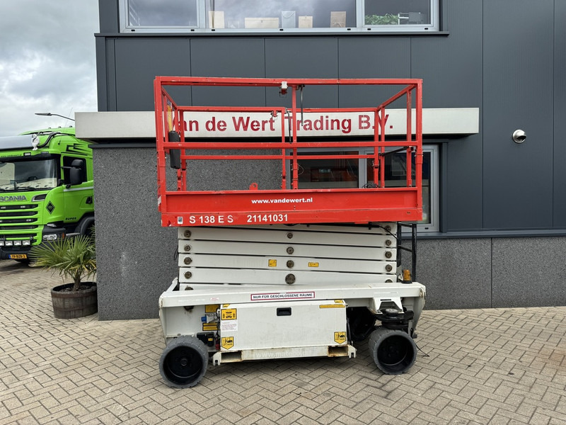 Holland lift Eco Star HL11812 14M werkhoogte Elektrisch 2013 - Scissor lift: picture 1 Holland lift Eco Star HL11812 14M werkhoogte Elektrisch 2013 - Scissor lift: picture 1