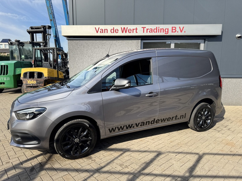 Mercedes-Benz Citan 110 CDI 95PK Diesel 2021 Airco / DAB + / Apple Carplay / Camera / LM Velgen / Cruise control / Navi Zeer Net! - Box van: picture 2 Mercedes-Benz Citan 110 CDI 95PK Diesel 2021 Airco / DAB + / Apple Carplay / Camera / LM Velgen / Cruise control / Navi Zeer Net! - Box van: picture 2