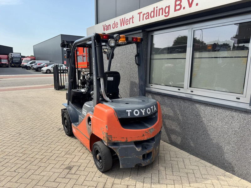 Toyota 02-8FDF25 Triplo 470 Freelift / Sideshift Diesel 2018 - Diesel forklift: picture 5 Toyota 02-8FDF25 Triplo 470 Freelift / Sideshift Diesel 2018 - Diesel forklift: picture 5