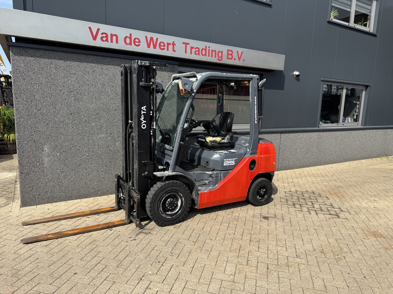 Toyota 06-8FDF25 Triplo 470 Freelift / Sideshift Diesel 2020 - Diesel forklift: picture 2 Toyota 06-8FDF25 Triplo 470 Freelift / Sideshift Diesel 2020 - Diesel forklift: picture 2