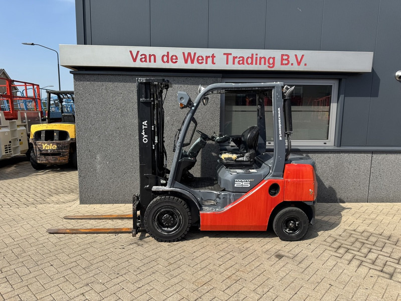 Toyota 06-8FDF25 Triplo 470 Freelift / Sideshift Diesel 2020 - Diesel forklift: picture 1 Toyota 06-8FDF25 Triplo 470 Freelift / Sideshift Diesel 2020 - Diesel forklift: picture 1