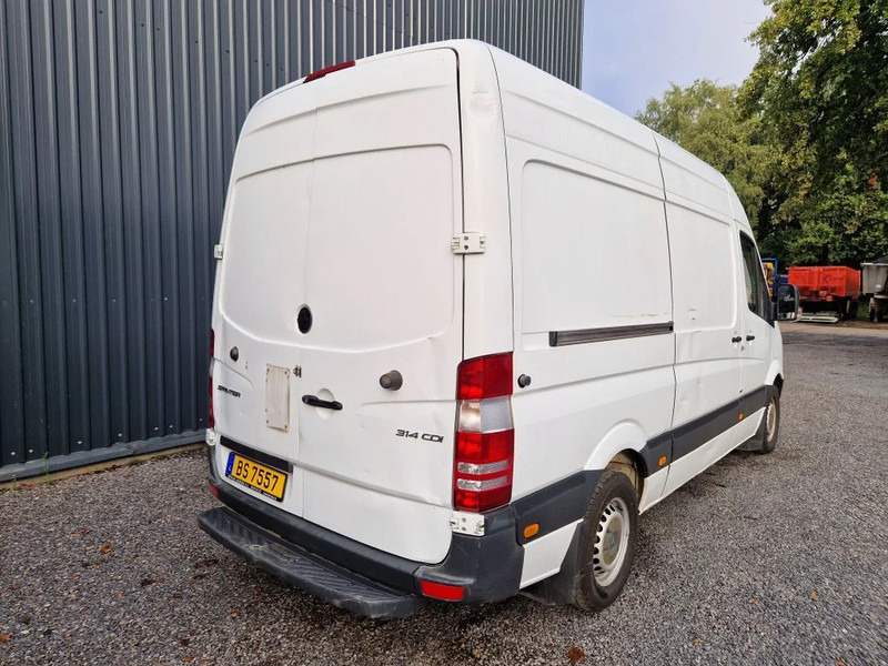 Mercedes-Benz Sprinter 314 AIRCO / MANUEL/ NOUVEAU MOTEUR 320000 km - Panel van: picture 5 Mercedes-Benz Sprinter 314 AIRCO / MANUEL/ NOUVEAU MOTEUR 320000 km - Panel van: picture 5