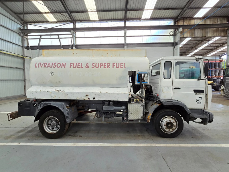 Renault Midliner 150 S / 4000L + 3000L = 7000L / LAMMES - BLATT - SPRING - Tank truck: picture 4 Renault Midliner 150 S / 4000L + 3000L = 7000L / LAMMES - BLATT - SPRING - Tank truck: picture 4