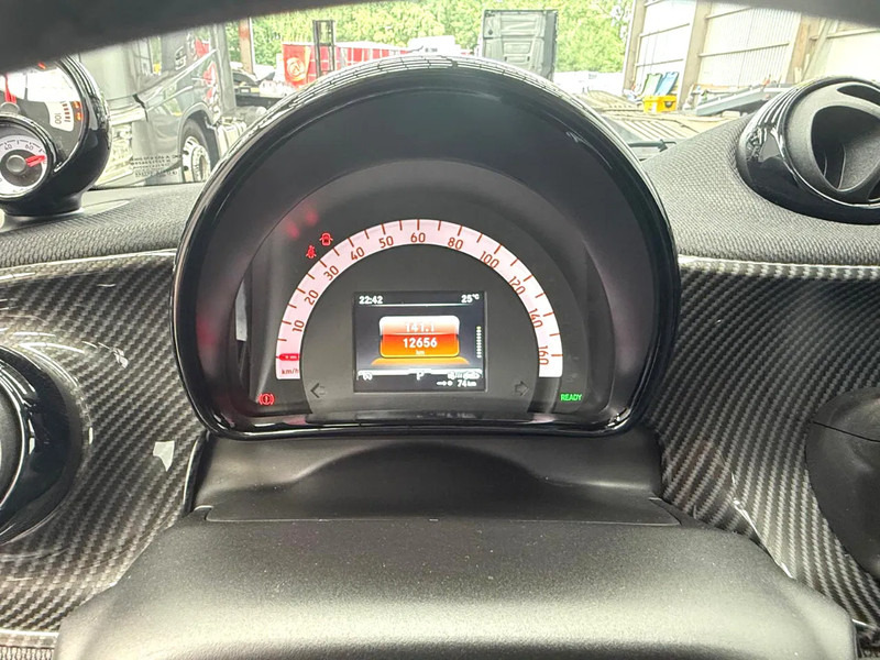 Car Smart Forfour ONE EQ / 100% ELECTRIC / BRABUS ALLOY WHEELS /EDITION ONE: picture 19