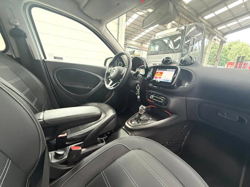 Car Smart Forfour ONE EQ / 100% ELECTRIC / BRABUS ALLOY WHEELS /EDITION ONE: picture 14