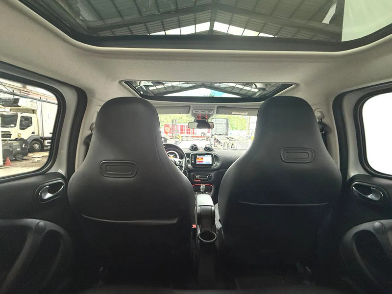Car Smart Forfour ONE EQ / 100% ELECTRIC / BRABUS ALLOY WHEELS /EDITION ONE: picture 13
