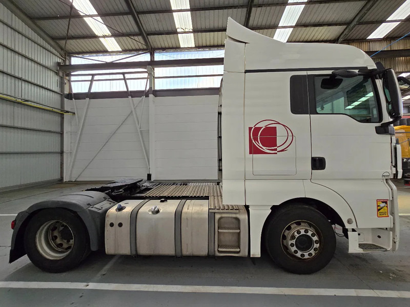 MAN TGX 18.440 XLX / AIRCO / EURO 5 / 10 pieces - Stuck - Tractor unit: picture 3 MAN TGX 18.440 XLX / AIRCO / EURO 5 / 10 pieces - Stuck - Tractor unit: picture 3