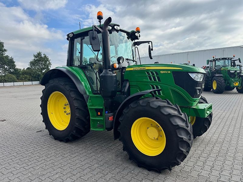 John Deere 6140M AQ+ 40KM 2022 1795 UUR TLS MCS LUCHTDRUK!!! - Farm tractor: picture 2 John Deere 6140M AQ+ 40KM 2022 1795 UUR TLS MCS LUCHTDRUK!!! - Farm tractor: picture 2