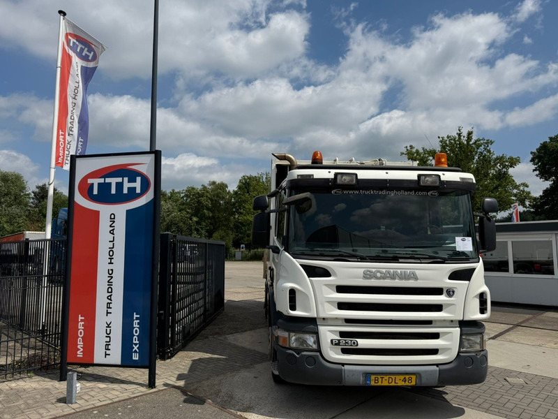 Scania P 230 DB 6X2/4 HNB NL Truck 327.000 km - Garbage truck: picture 3 Scania P 230 DB 6X2/4 HNB NL Truck 327.000 km - Garbage truck: picture 3
