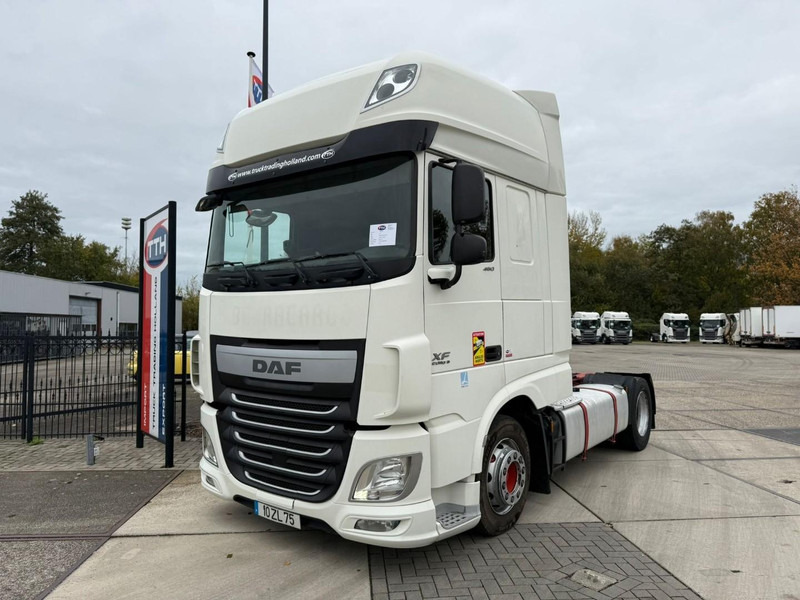 DAF XF460 SuperSpaceCab Intarder 2x fueltank - Tractor unit: picture 2 DAF XF460 SuperSpaceCab Intarder 2x fueltank - Tractor unit: picture 2