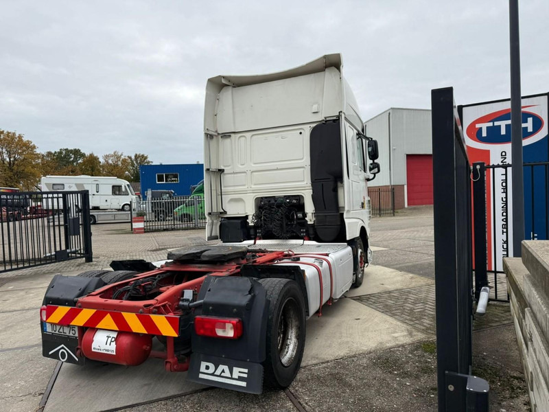 DAF XF460 SuperSpaceCab Intarder 2x fueltank - Tractor unit: picture 3 DAF XF460 SuperSpaceCab Intarder 2x fueltank - Tractor unit: picture 3