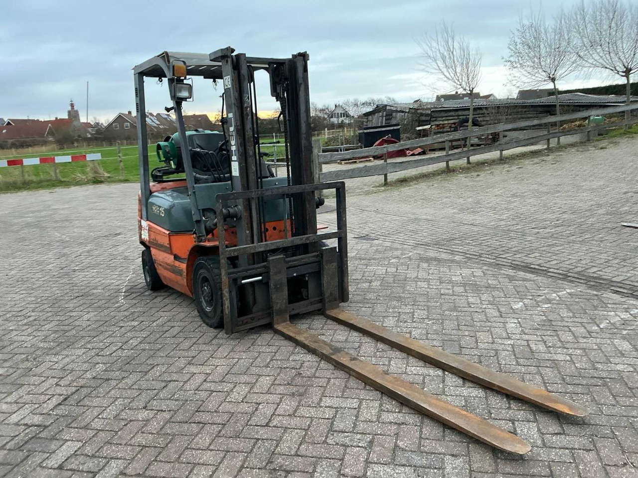 2003 HELI FORKLIFT - Forklift: picture 4 2003 HELI FORKLIFT - Forklift: picture 4