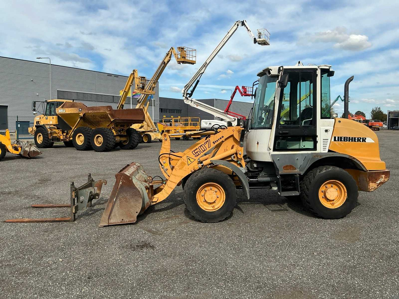 2006 LIEBHERR L 507 STEREO SHOVEL - Wheel loader: picture 2 2006 LIEBHERR L 507 STEREO SHOVEL - Wheel loader: picture 2