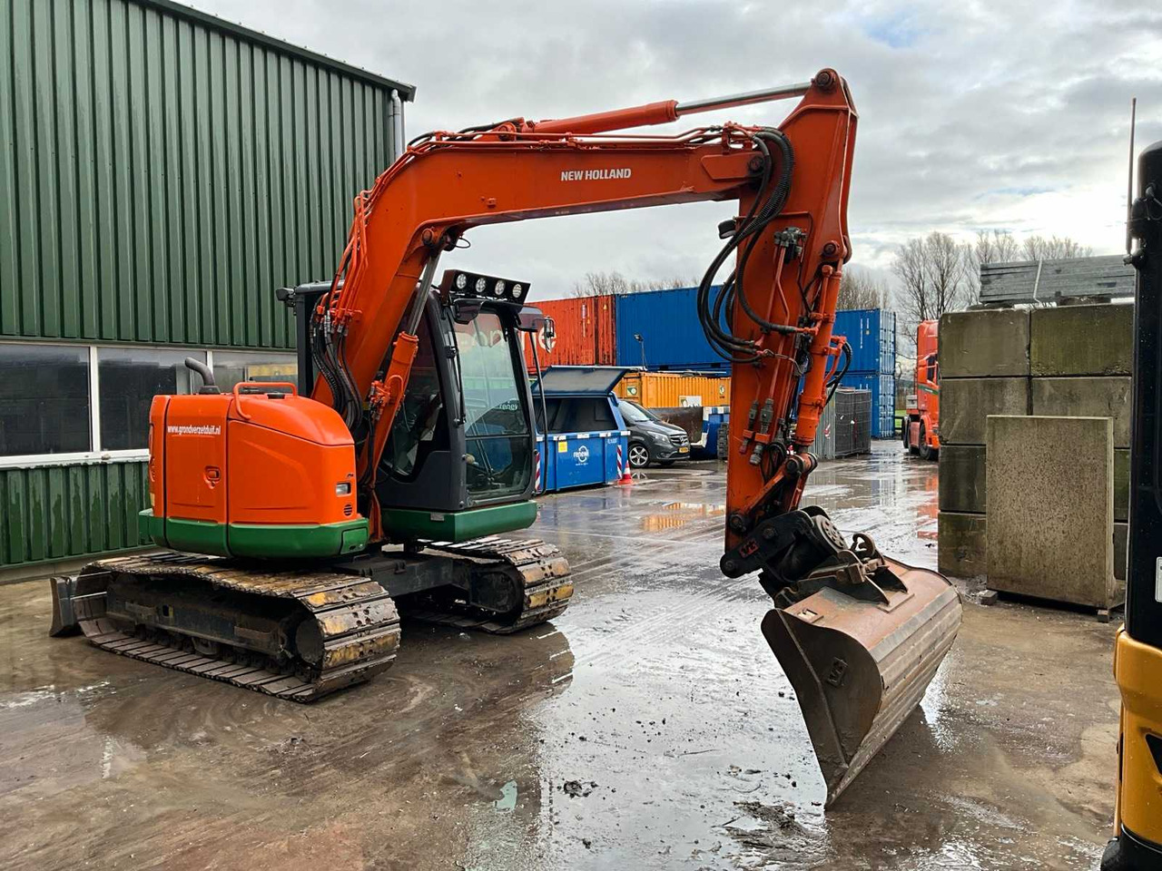 2012 NEW HOLLAND E70BSR-2 MIDI EXCAVATOR - Excavator: picture 2 2012 NEW HOLLAND E70BSR-2 MIDI EXCAVATOR - Excavator: picture 2