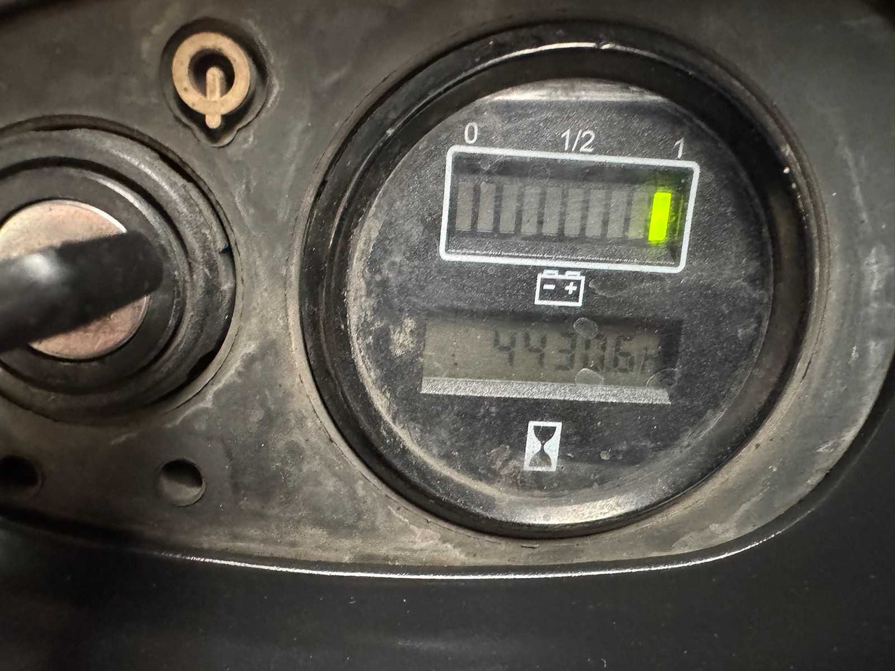 Forklift 2012 SERVICE +UVV 09/2026 LINDE L16AP 1.600KG TRIPLEX 470CM PALLET TRUCK ANT 4.430 HOURS: picture 9