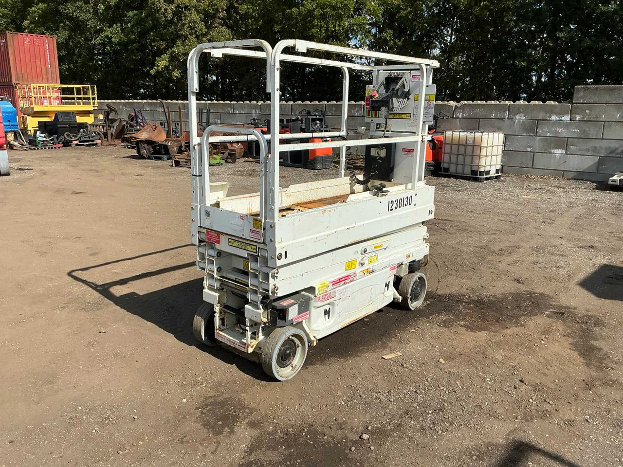 2015 JLG 1930ES SCISSOR LIFT - Aerial platform: picture 5 2015 JLG 1930ES SCISSOR LIFT - Aerial platform: picture 5