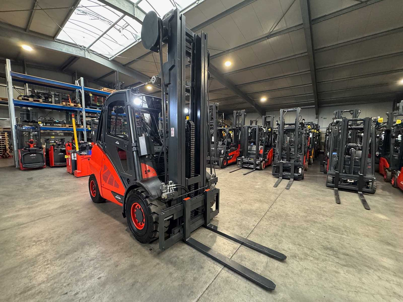 2015 SERVICE + UVV 10/2026 LINDE H50D TRIPLEX 666CM 3RD+4TH+5TH VALVE CAB DIESEL FORKLIFT - Forklift: picture 5 2015 SERVICE + UVV 10/2026 LINDE H50D TRIPLEX 666CM 3RD+4TH+5TH VALVE CAB DIESEL FORKLIFT - Forklift: picture 5