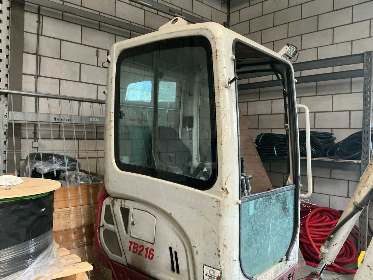 2015 TAKEUCHI TB216 MINI EXCAVATOR - Mini excavator: picture 3 2015 TAKEUCHI TB216 MINI EXCAVATOR - Mini excavator: picture 3