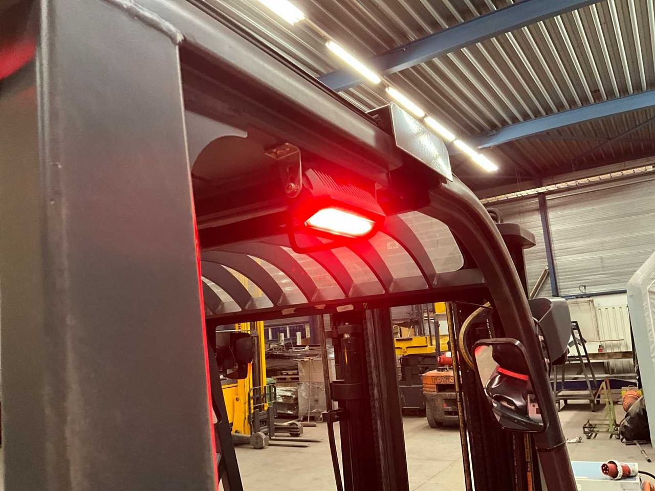 2017 BYD ECB25B FORKLIFT - Forklift: picture 5 2017 BYD ECB25B FORKLIFT - Forklift: picture 5